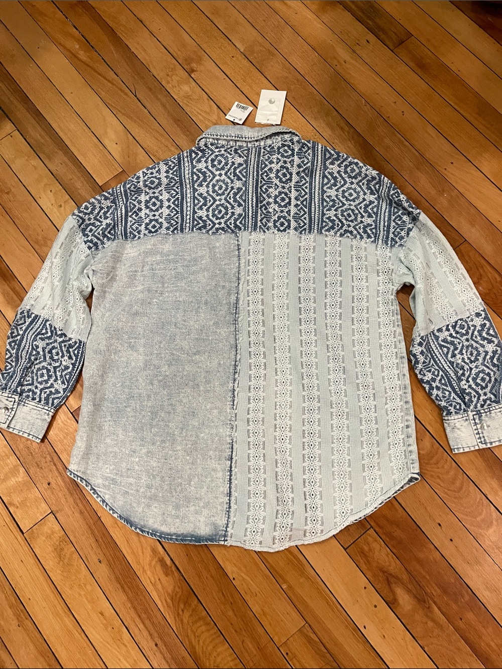 Blouse - Picture 3 of 3